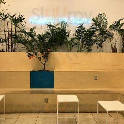 루프트 - 명동점