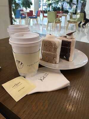 아티제 역삼신라스테이점