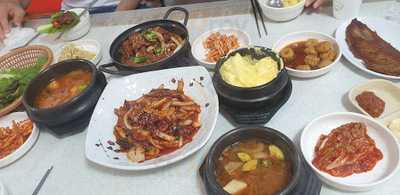 원조강정메기매운탕