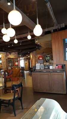 할리스커피 충무로역점