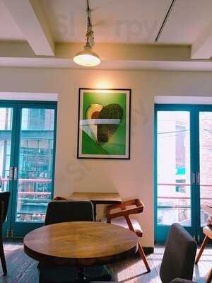 글래머러스펭귄