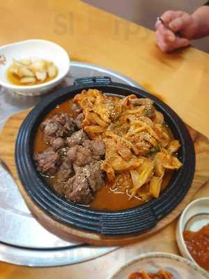 아리랑순대국앤감자탕