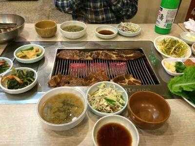 충무로돼지갈비