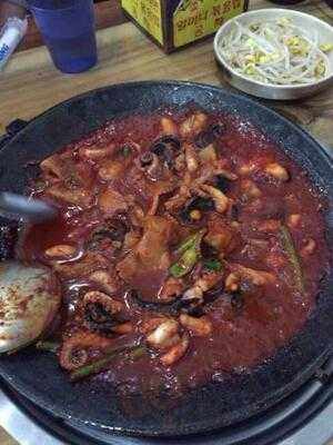 홍스쭈꾸미홍대본점