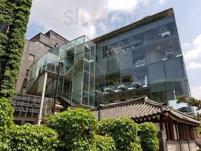 브라세리 인 스페이스