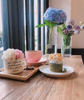 러빈허 플라워카페