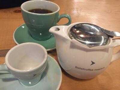 빌리프커피로스터스