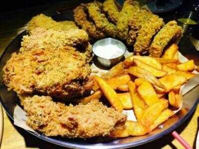 Bbq 프리미엄카페 역삼르네상스점