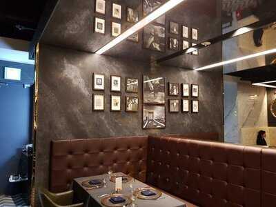 더 하우스 요한