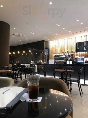 폴바셋 페럼타워점