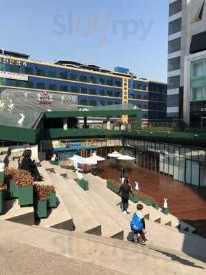 두끼떡볶이 현대시티아울렛동대문점