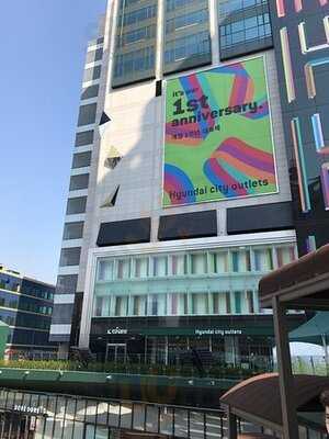 두끼떡볶이 현대시티아울렛동대문점