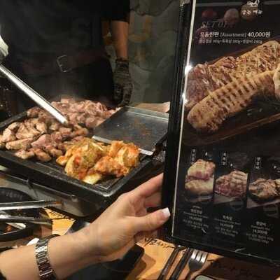 하남돼지집 - 종로직영점