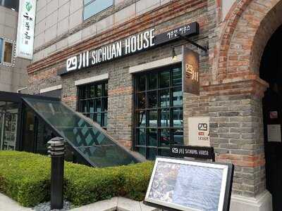 Sichuan House