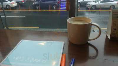 스타벅스 강남구청역점