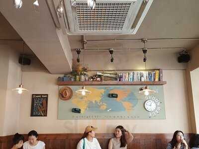 에그앤드스푼레이스