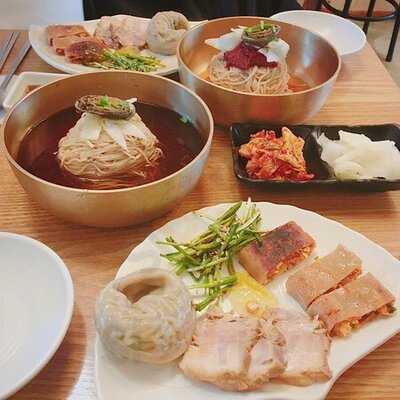 잘빠진메밀 익선동점