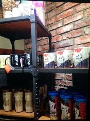 스타벅스 명동성당점