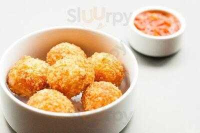 메이드 레스토랑