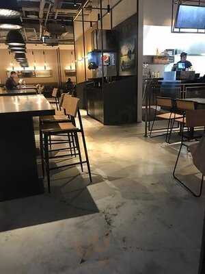 쿠차라 -  합정역점