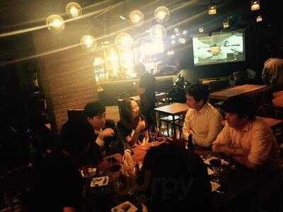 슬링 펍앤브런치