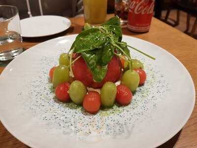 루프탑바이류니끄