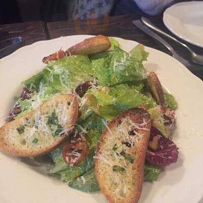 트라토리아 몰토