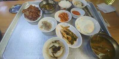 감나무집 기사식당