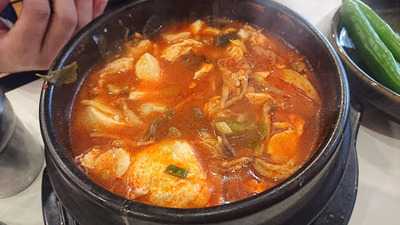 굴예찬 국밥 보쌈