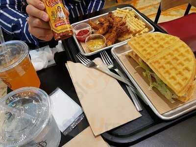 브럭시 롯데월드몰점