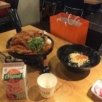 엉클스 홍대입구점