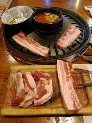 엉터리생고기 왕십리점