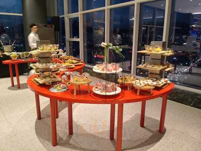 라발스 스카이 카페&바 부산 라발스호텔점