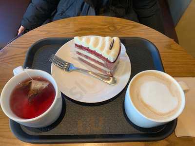 스타벅스 압구정역점