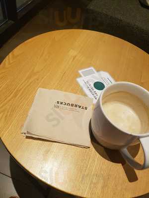 스타벅스 압구정역점