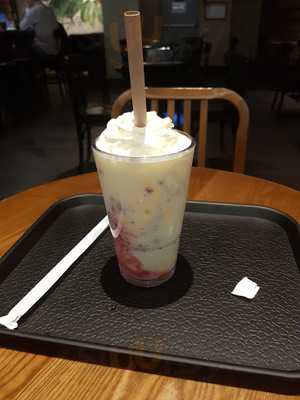 스타벅스 압구정역점