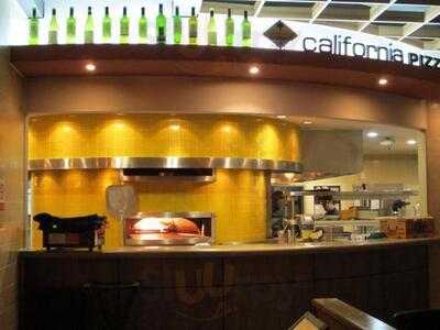 캘리포니아피자키친 명동점
