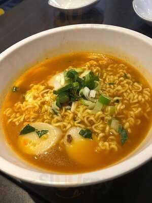 찰스숯불김밥 동교본점