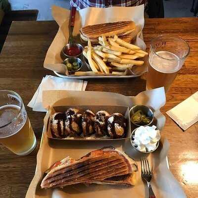 탬파 샌드위치 바