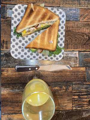 더 원더러스트 코너