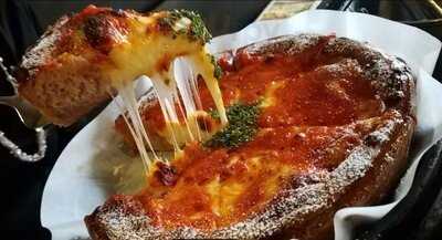 제임스 시카고 피자 명동점