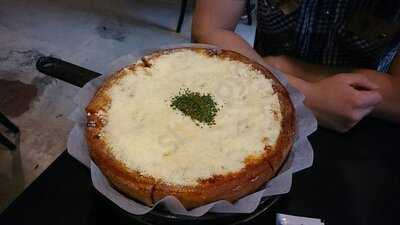 제임스 시카고 피자 명동점