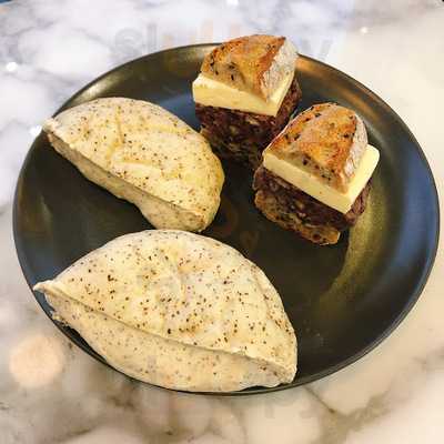 어글리베이커리