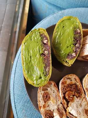 어글리베이커리