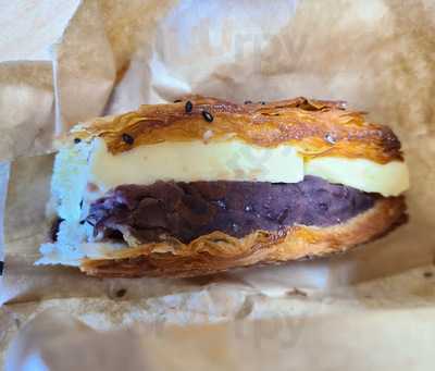 어글리베이커리