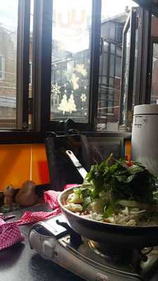 또보겠지떡볶이집 신촌히어로점