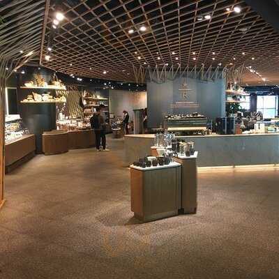 스타벅스 리져브 - 용산푸르지오써밋점