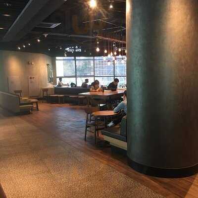 스타벅스 리져브 - 용산푸르지오써밋점