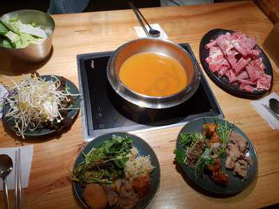 바르미샤브샤브n칼국수 왕십리점