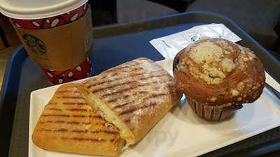 스타벅스 큰길 타워점